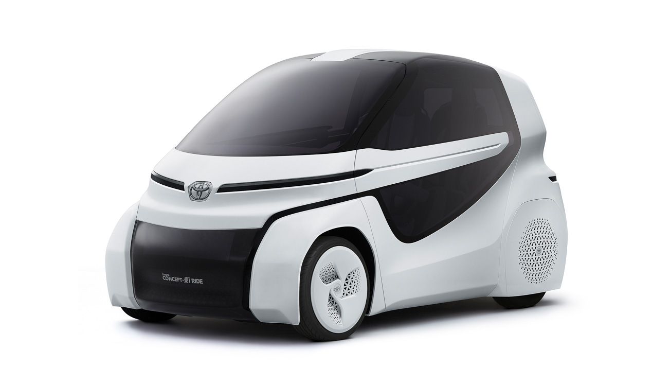 Toyota presenta Concept-i, tres prototipos eléctricos para el Salón de Tokio 2017