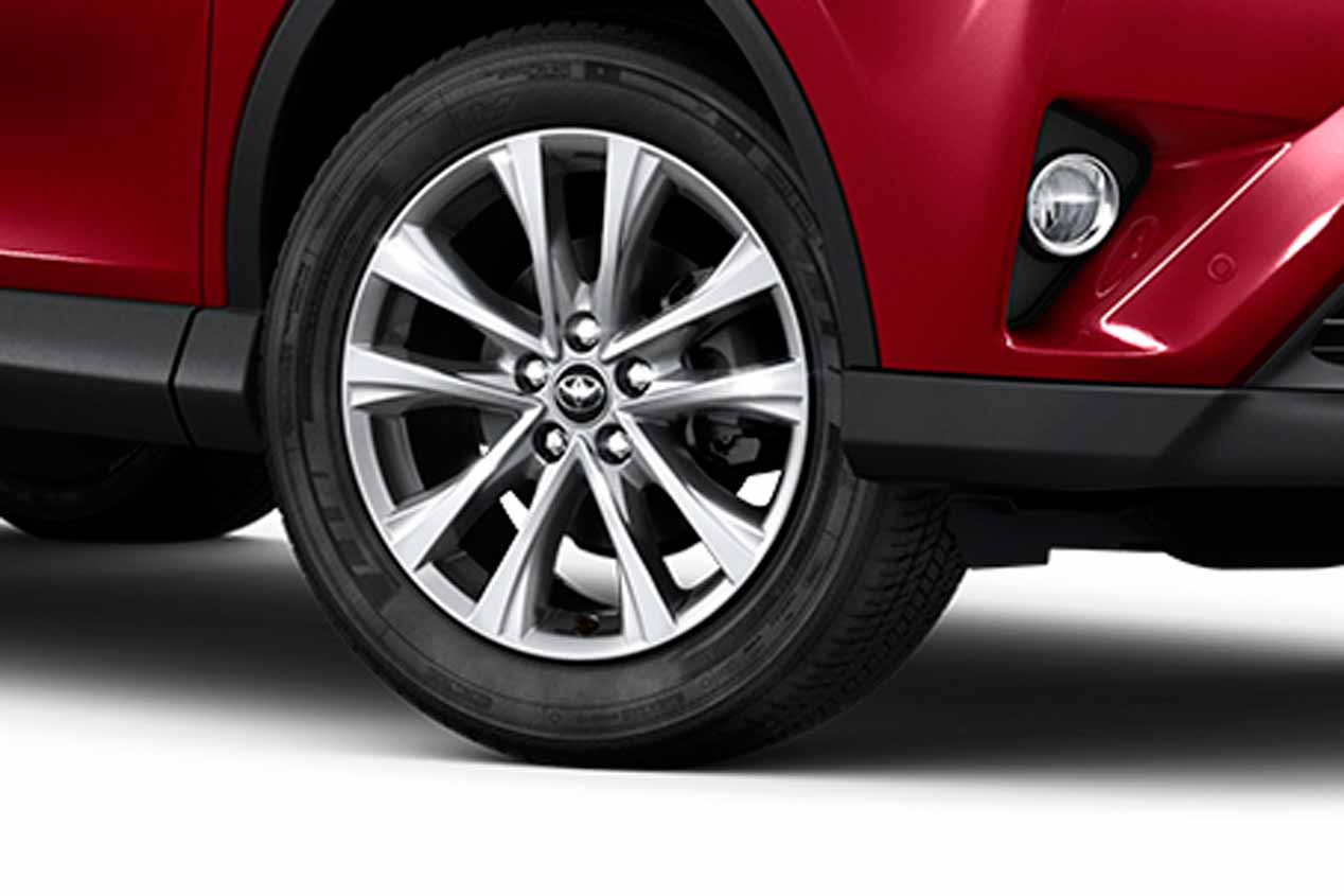 Toyota RAV4 2018: el SUV nipón se renueva