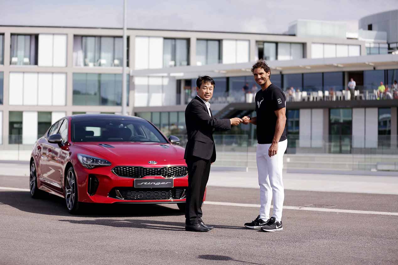 Kia Stinger, el coche que ya conduce Rafa Nadal