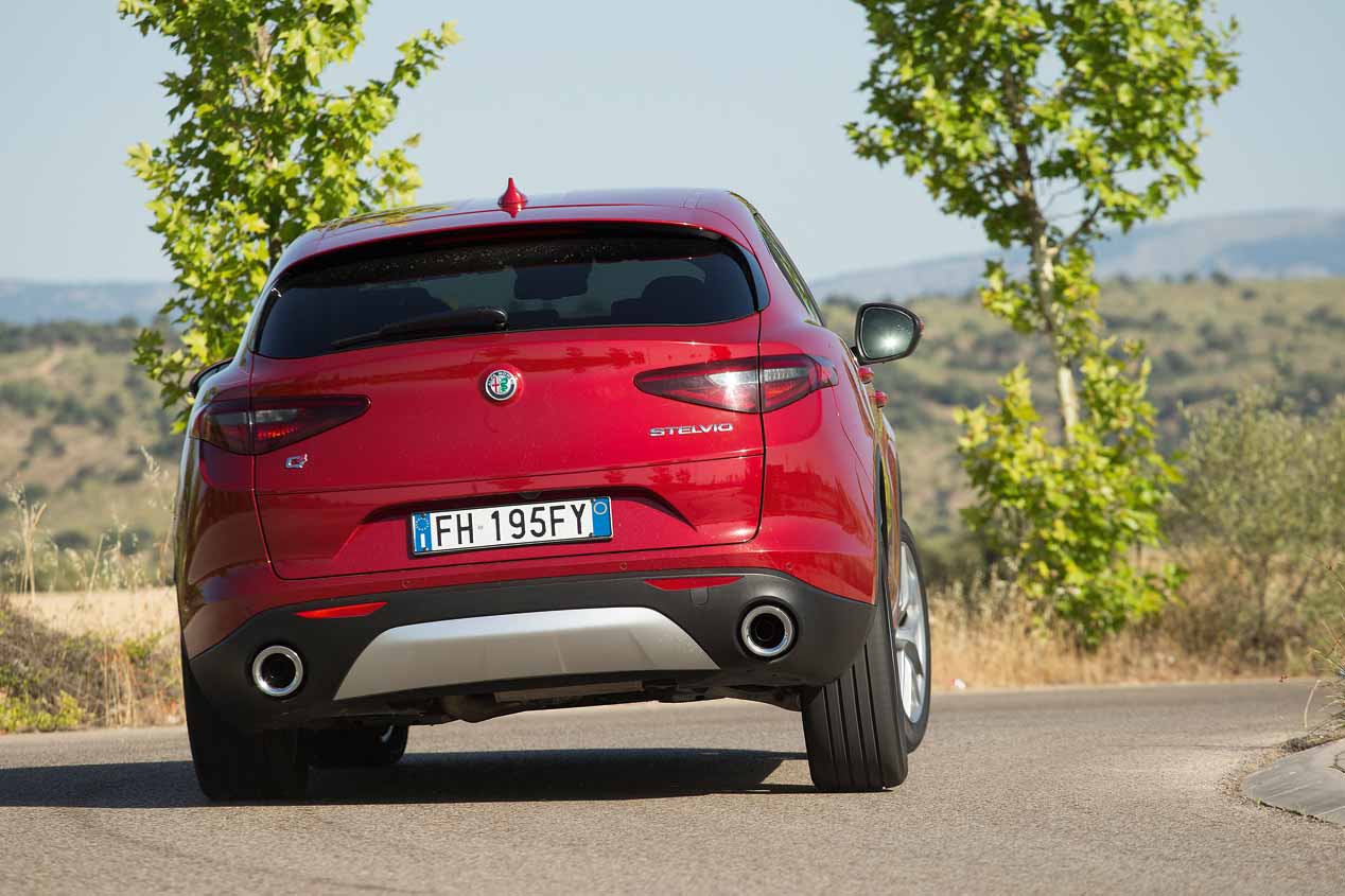 Alfa Romeo Stelvio vs Mercedes GLC Coupé: ¿cuál es mejor SUV?