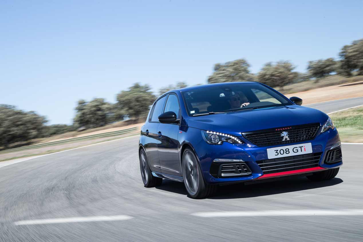 Peugeot 3008 R y GTI: el SUV podría tener nuevas versiones deportivas