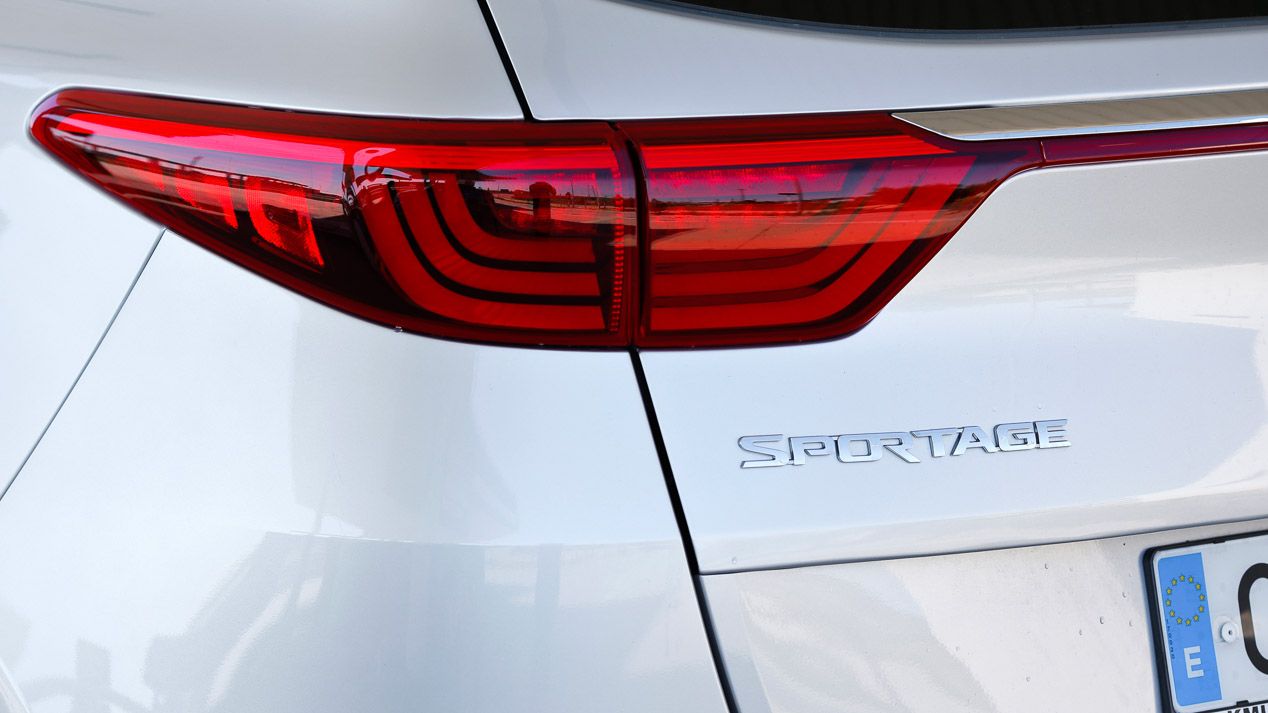 Comparativa SUV: Kia Stonic CRDi vs Niro HEV vs Sportage CRDi