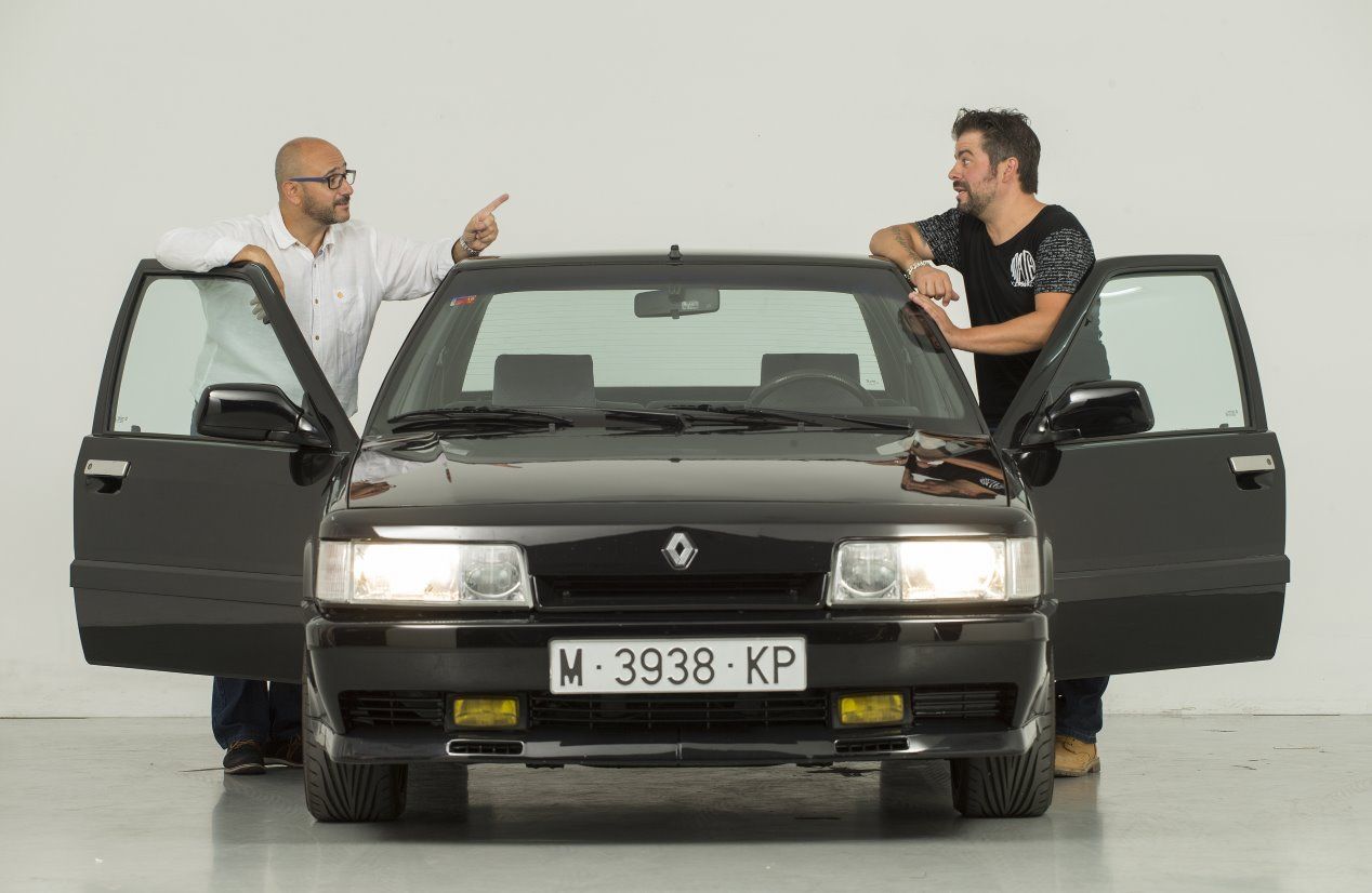 Renault 21 2L Turbo: historia y fotos de una berlina mítica