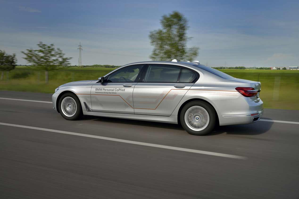 BMW asegura haber alcanzado "hace años" el mismo nivel de conducción autónoma que Audi