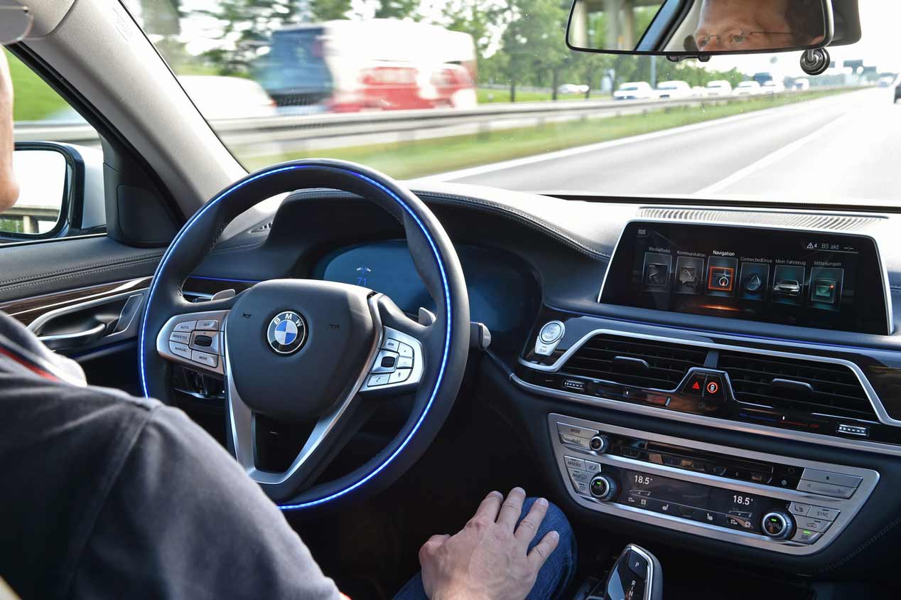 BMW asegura haber alcanzado "hace años" el mismo nivel de conducción autónoma que Audi