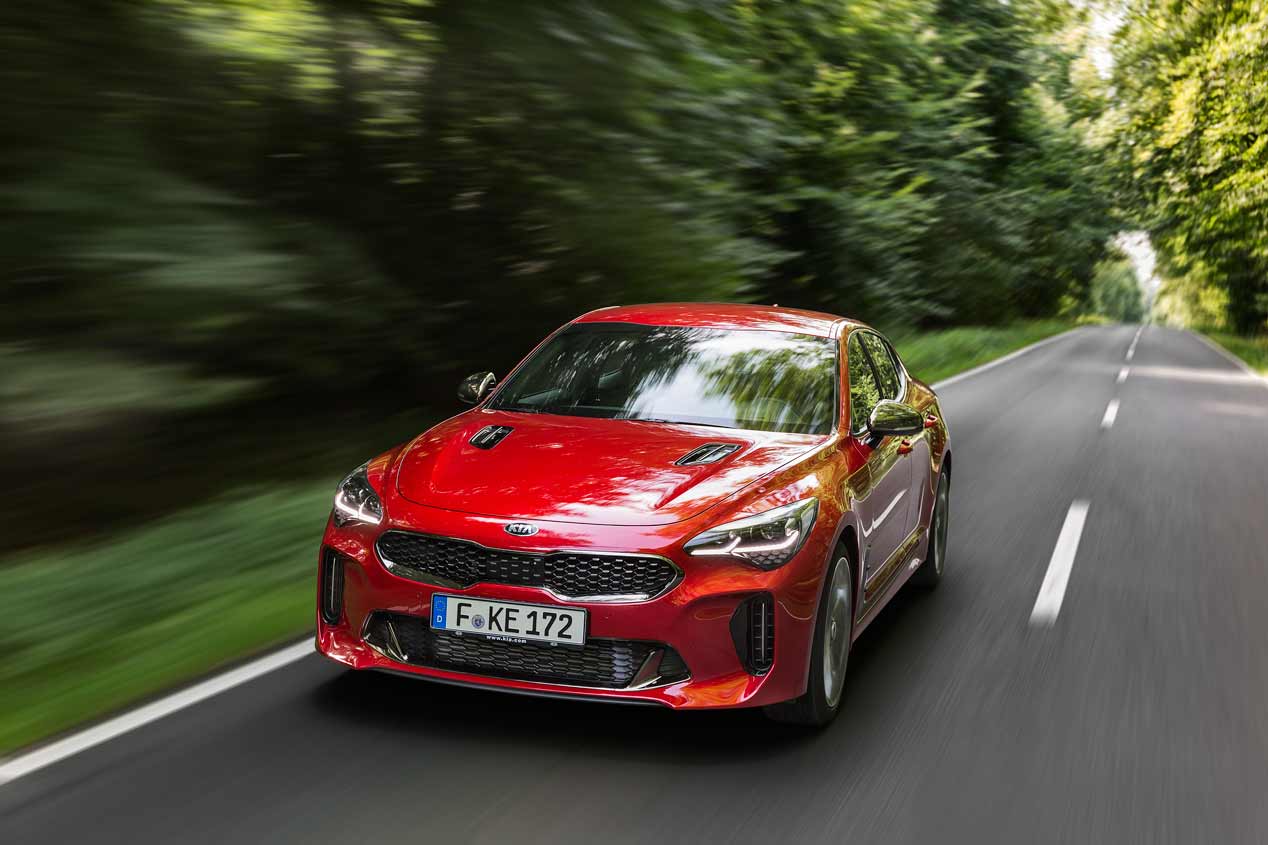 Las nuevas berlinas que vienen: Peugeot 508, Citroën C5, Kia Stinger...