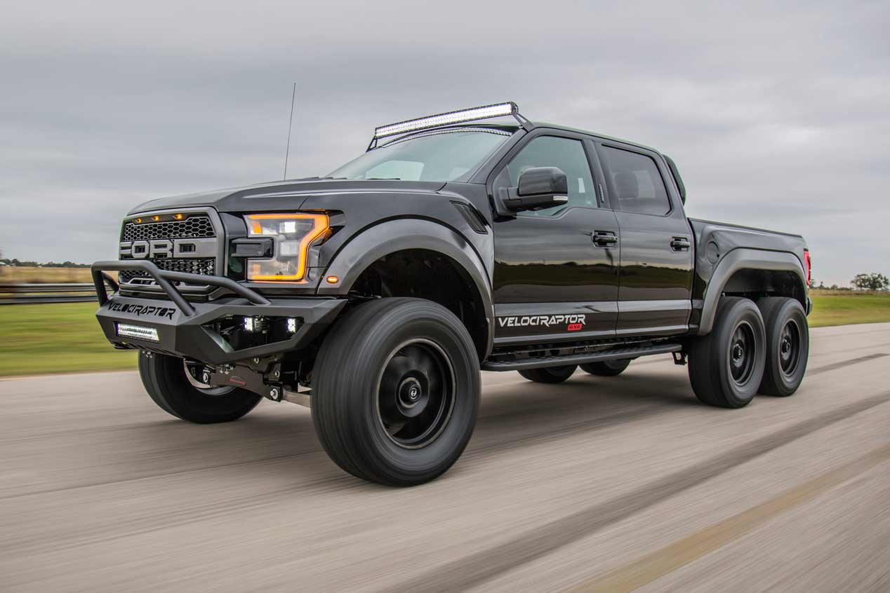 Deportivos, SUV... ¡Y coches de tres ejes! Lo mejor del SEMA 2017