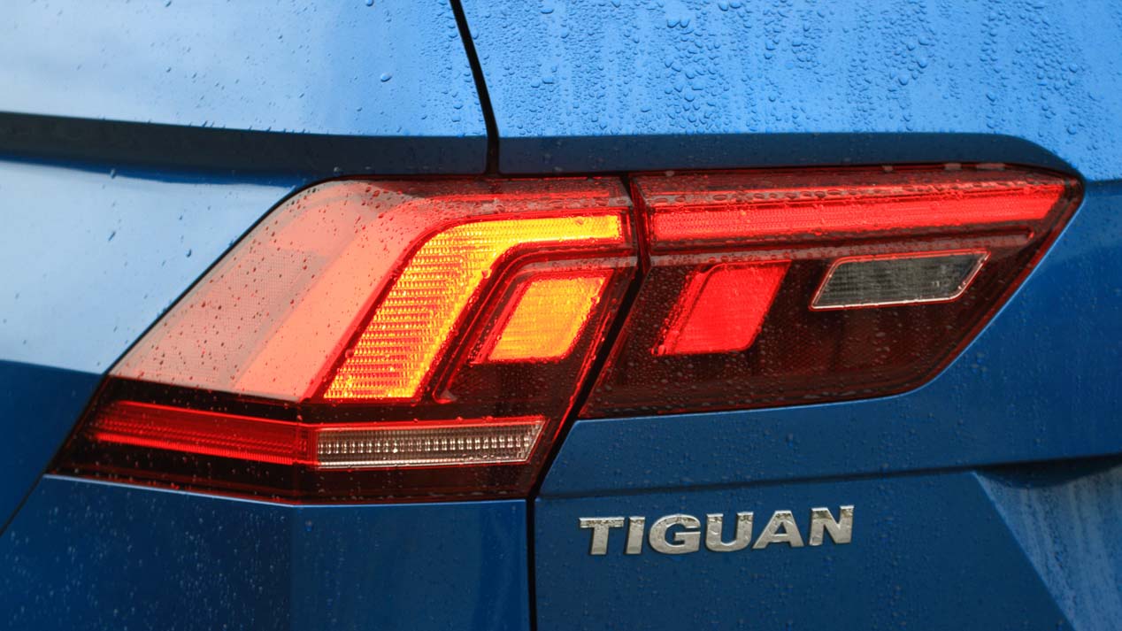 Comparativa SUV: Peugeot 5008 1.6 BlueHDI vs VW Tiguan 2.0 TDI