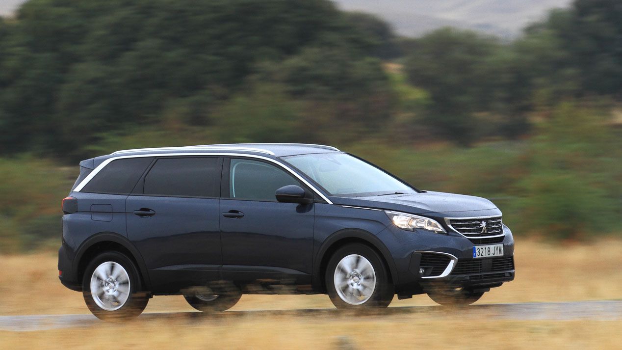 Comparativa SUV: Peugeot 5008 1.6 BlueHDI vs VW Tiguan 2.0 TDI