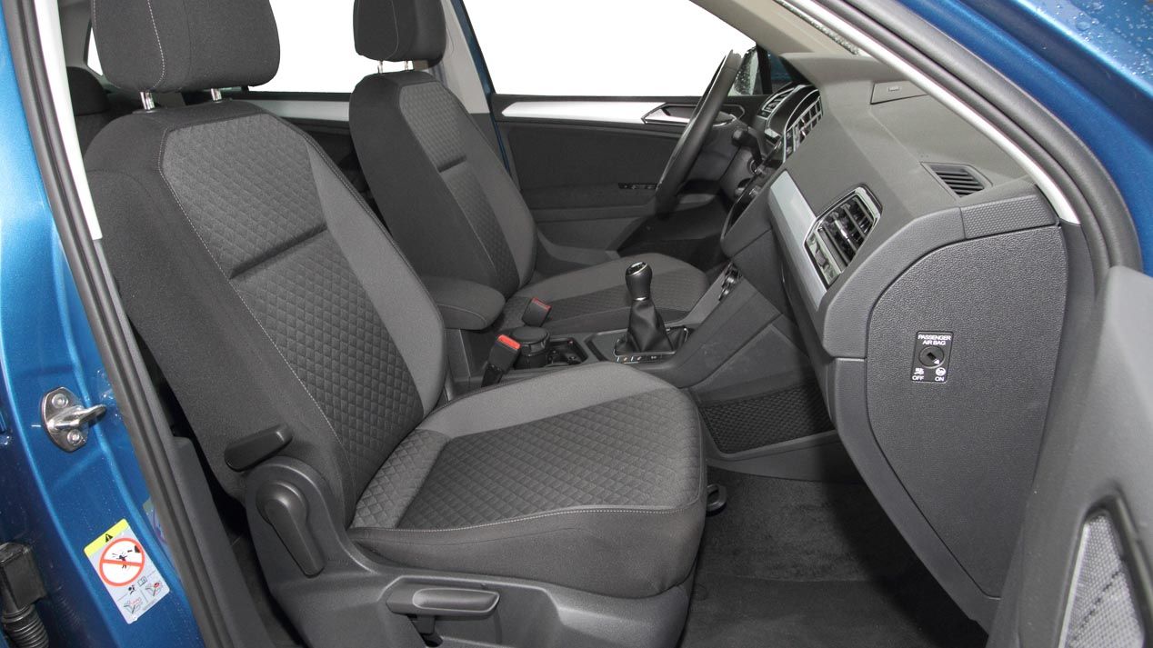 Comparativa SUV: Peugeot 5008 1.6 BlueHDI vs VW Tiguan 2.0 TDI