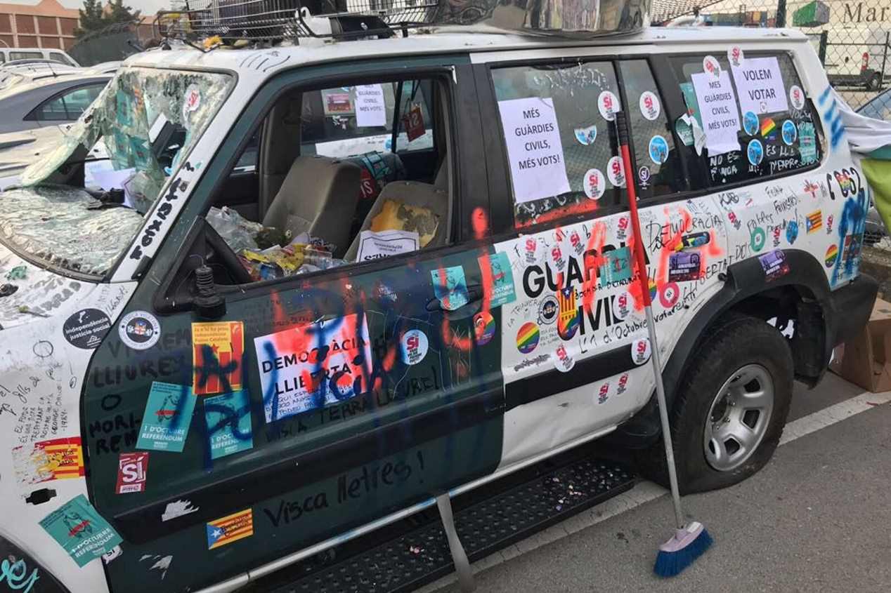 Los coches de la Guardia Civil sufrieron desperfectos por 135.000 € tras las protestas de Barcelona