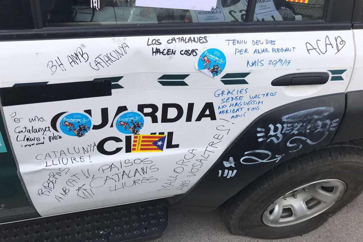 Los coches de la Guardia Civil sufrieron desperfectos por 135.000 € tras las protestas de Barcelona
