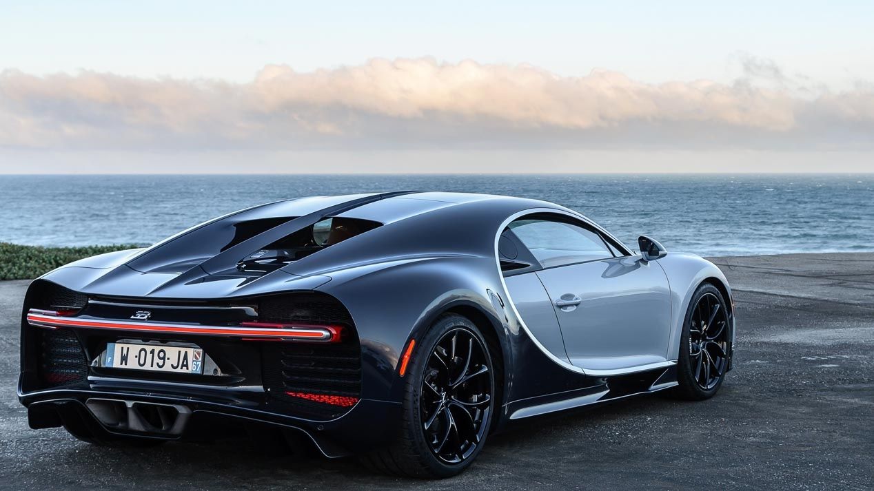 ¡Mira qué bestias! Coches que superan los 320 km/h