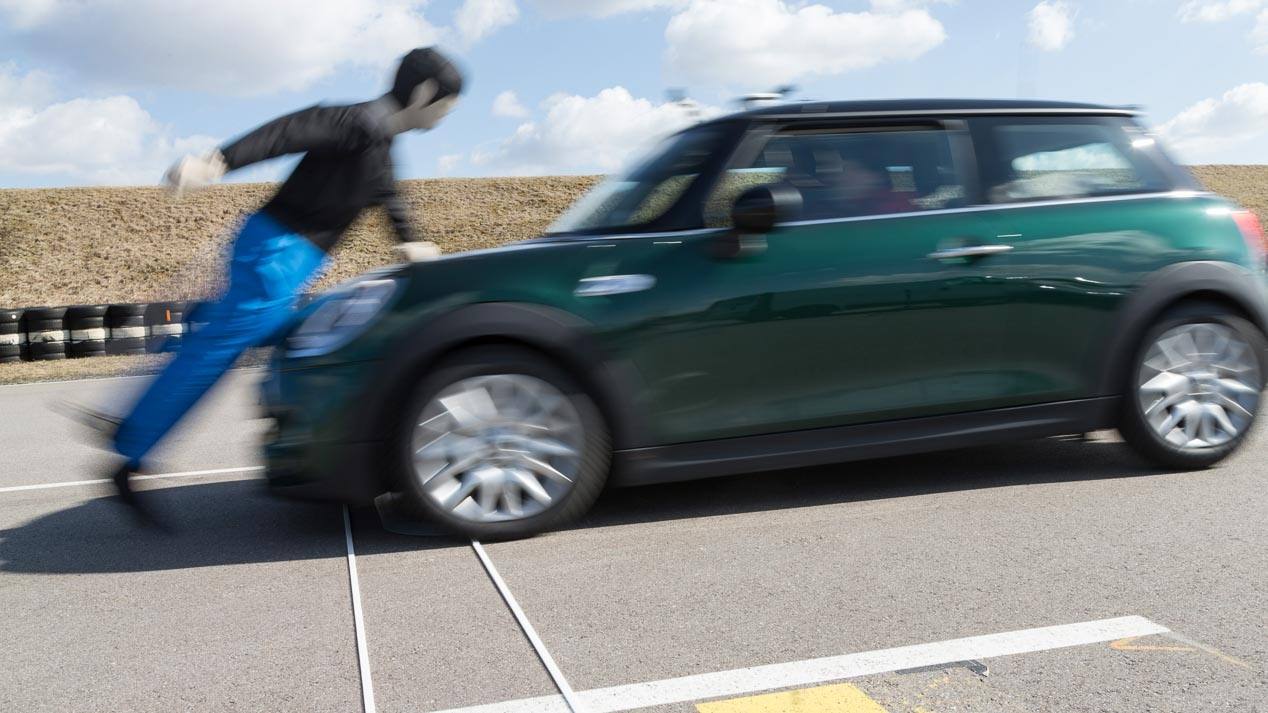 Sistemas de frenada automática de emergencia: así funcionan