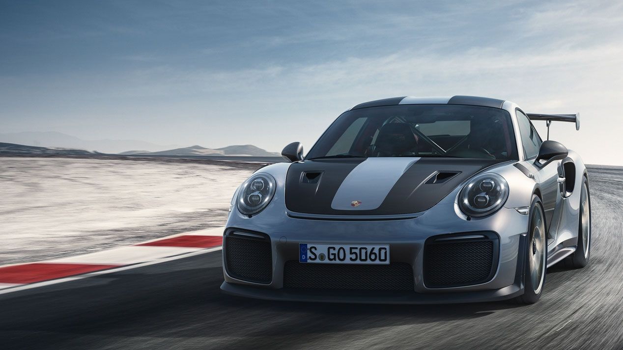 ¡Mira qué bestias! Coches que superan los 320 km/h