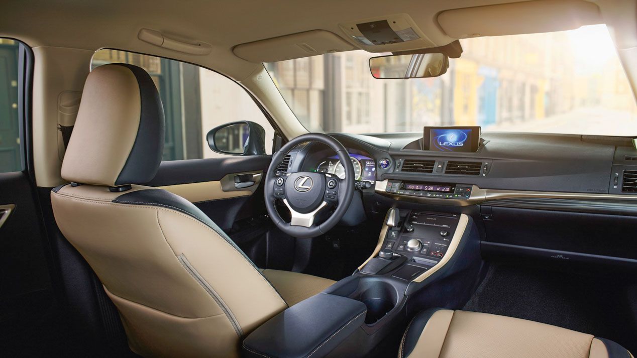 Probamos el nuevo Lexus CT 200h 2018. Mejoras en diseño y equipamiento