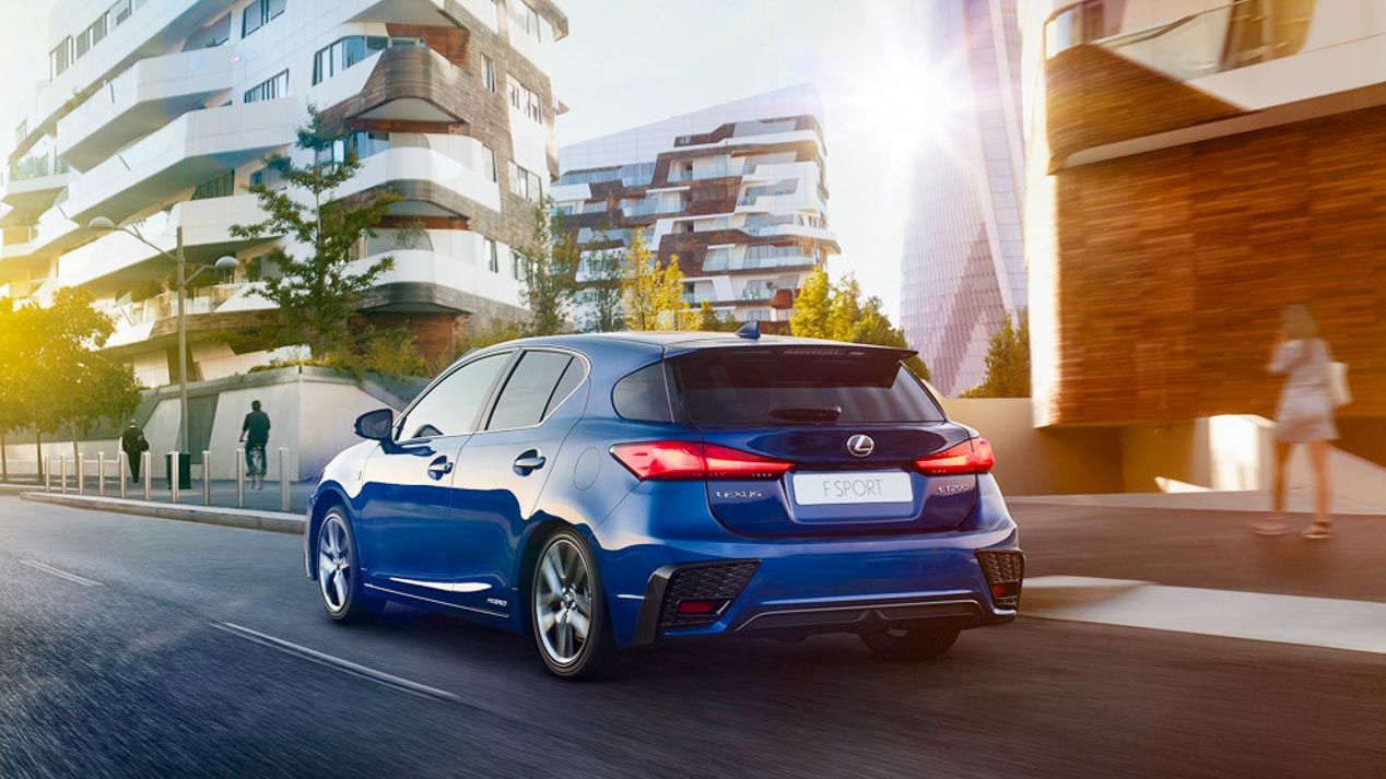 Probamos el nuevo Lexus CT 200h 2018. Mejoras en diseño y equipamiento