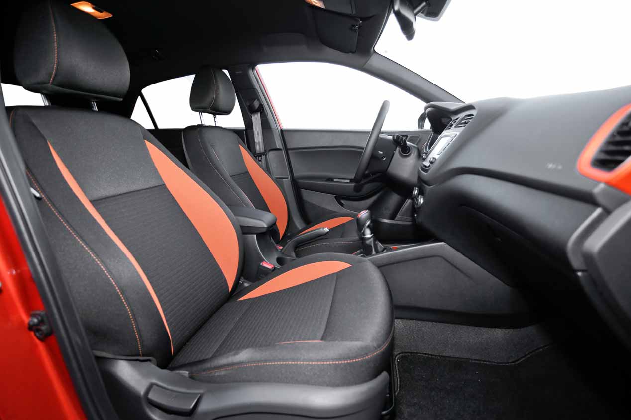 Dacia Sandero Stepway vs Hyundai i20 Active, en imágenes