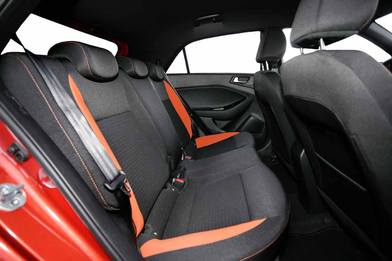 Dacia Sandero Stepway vs Hyundai i20 Active, en imágenes