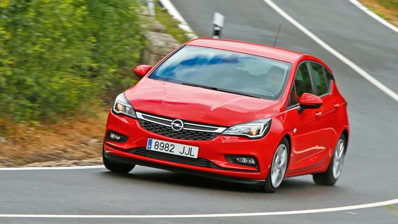 ¿Cuál es el mejor compacto Diesel? Enfrentamos a 21 coches