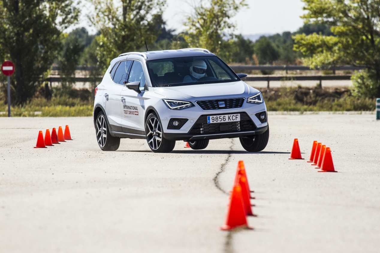 Seat Arona vs Ateca 1.0 TSI/115: duelo a mediciones entre los SUV