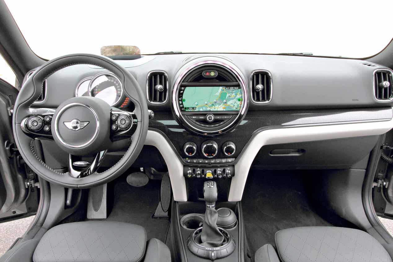 Audi A3 e-tron Sportback vs Mini Countryman Cooper S E ALL4