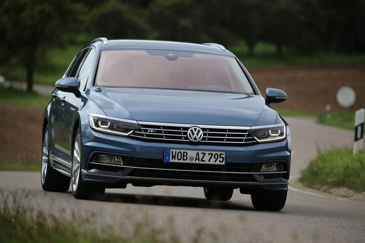Comparativa berlinas familiares: VW Passat, Opel Insignia, Skoda Superb y Mercedes Clase C