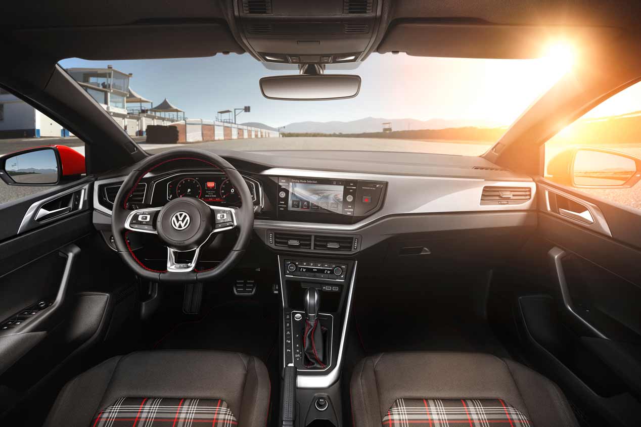 VW Polo 2017, ahora en movimiento