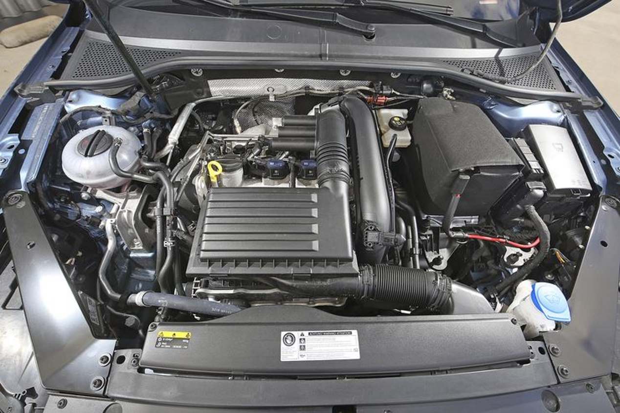 Comparativa berlinas familiares: VW Passat, Opel Insignia, Skoda Superb y Mercedes Clase C