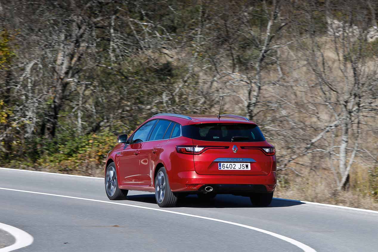 A prueba el Honda Civic Tourer y el Renault Mégane Sport Tourer