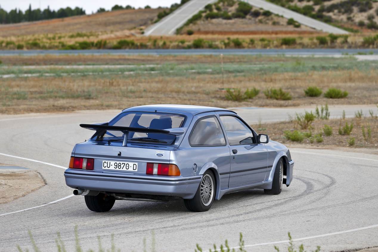 Ford Sierra RS Cosworth: prueba e historia