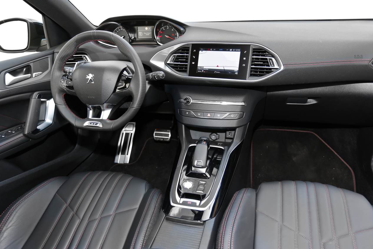Peugeot 308 2.0 BlueHDI EAT8: primeras impresiones
