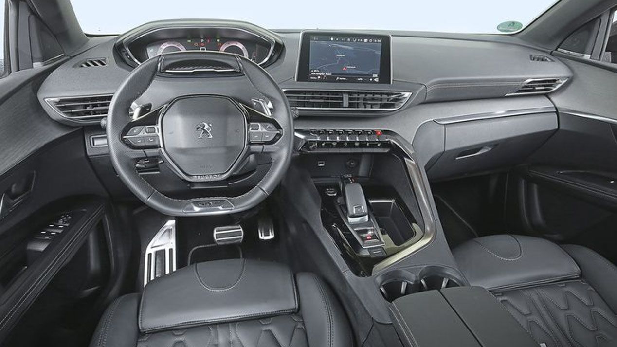 Renault Koleos, Skoda Kodiaq, Peugeot 5008 y Mazda CX-5: ¿cuál es mejor SUV?