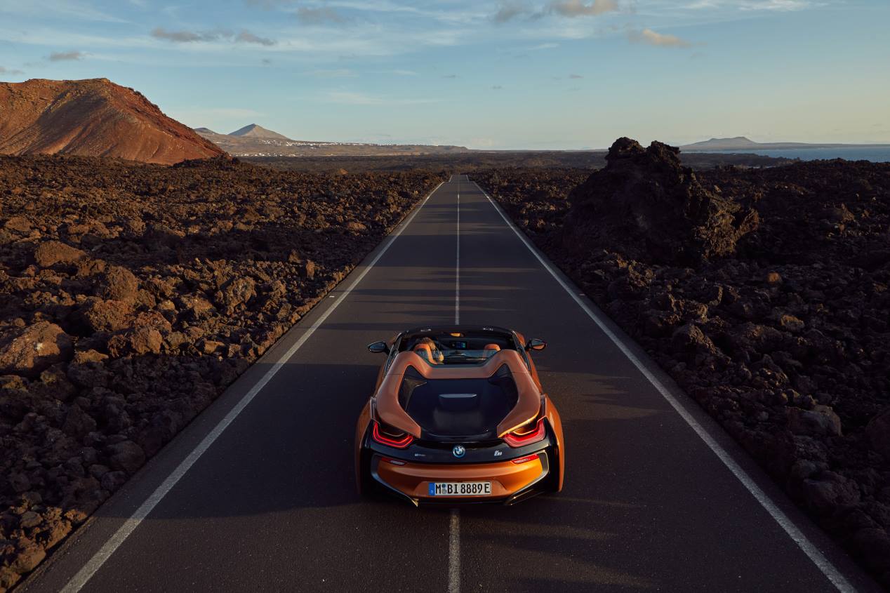 BMW i8 Roadster: el nuevo deportivo, al descubierto