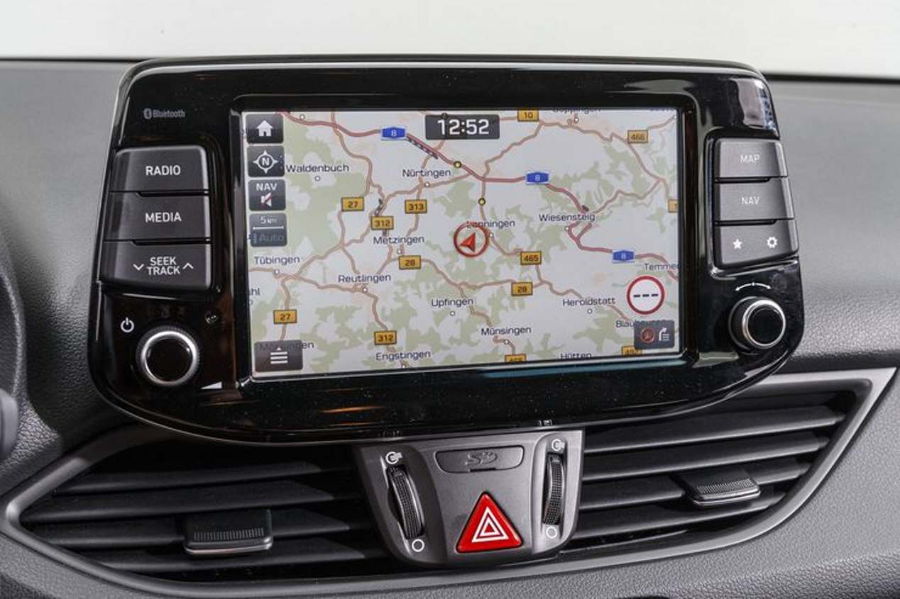 Comparativa: Peugeot 308 PureTech, VW Golf TSI, Hyundai i30 T-GDI y Opel Astra Turbo