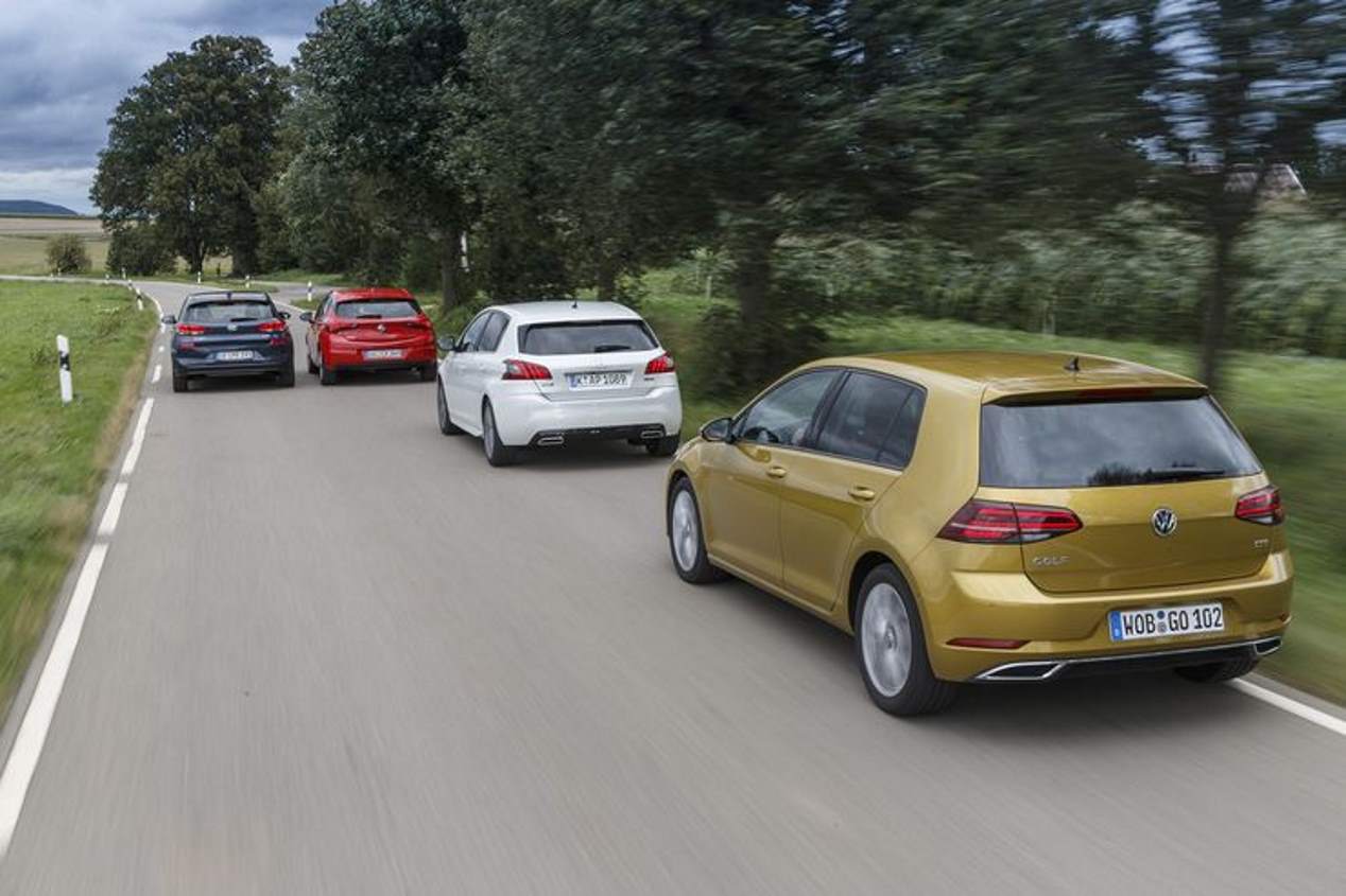 Comparativa: Peugeot 308 PureTech, VW Golf TSI, Hyundai i30 T-GDI y Opel Astra Turbo