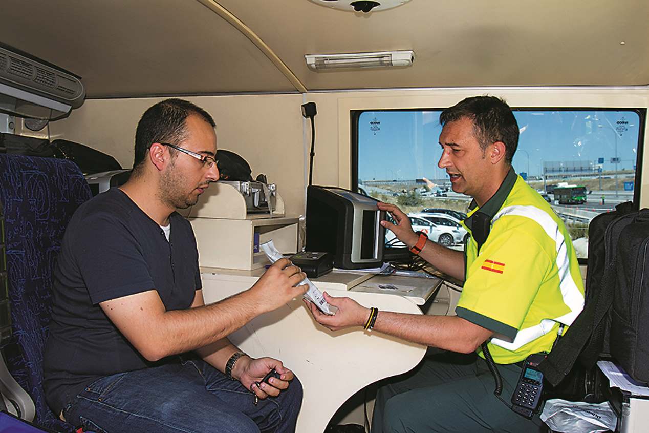 Los controles de alcohol y drogas de Tráfico