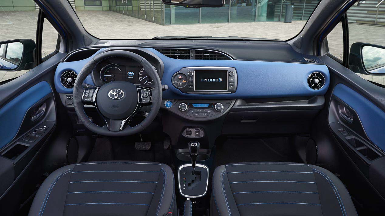 Toyota Yaris 2018, más equipado y juvenil