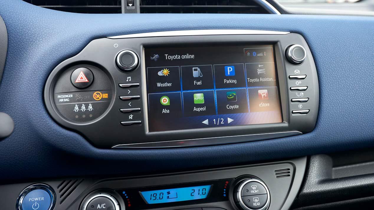Toyota Yaris 2018, más equipado y juvenil