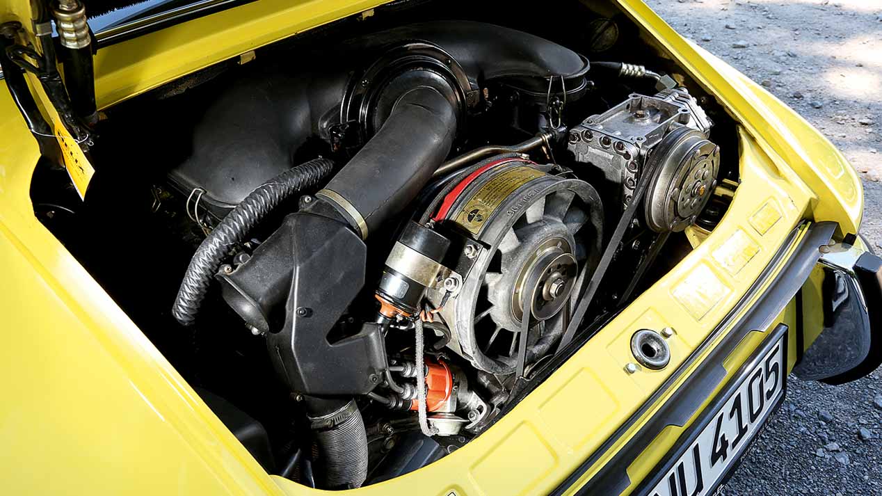 Comparativa de clásicos: BMW M1, Mercedes C111 y Porsche 911 Carrera RS