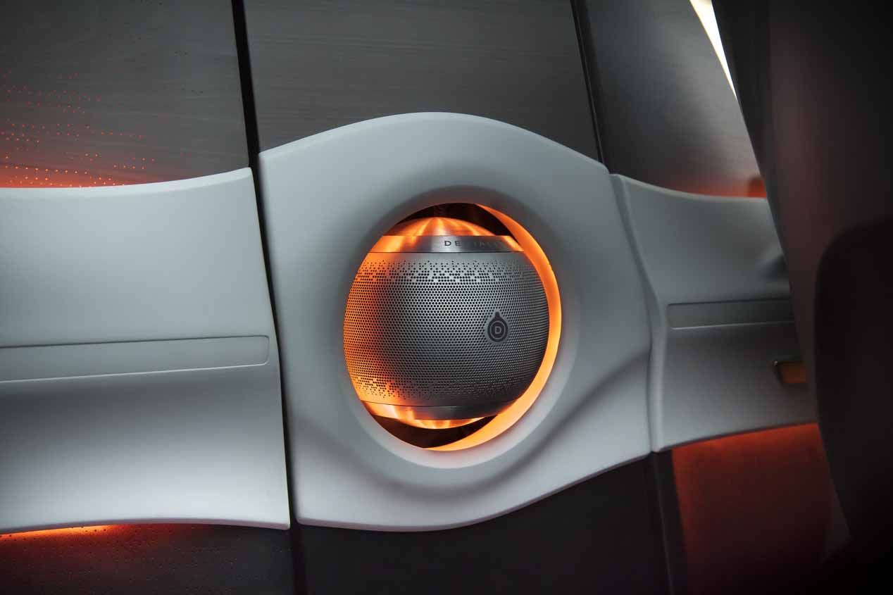 Probamos el Renault Symbioz de conducción autónoma: con cascos y sin manos