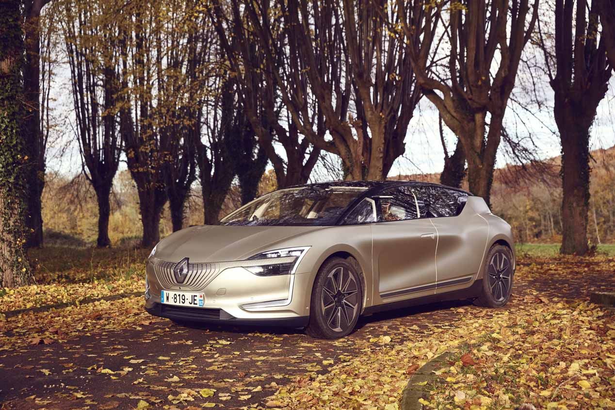 Probamos el Renault Symbioz de conducción autónoma: con cascos y sin manos