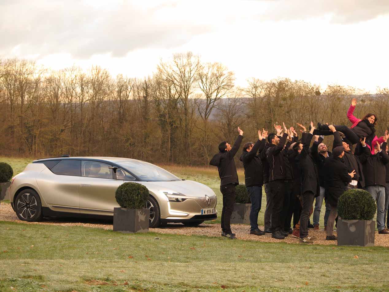 Probamos el Renault Symbioz de conducción autónoma: con cascos y sin manos
