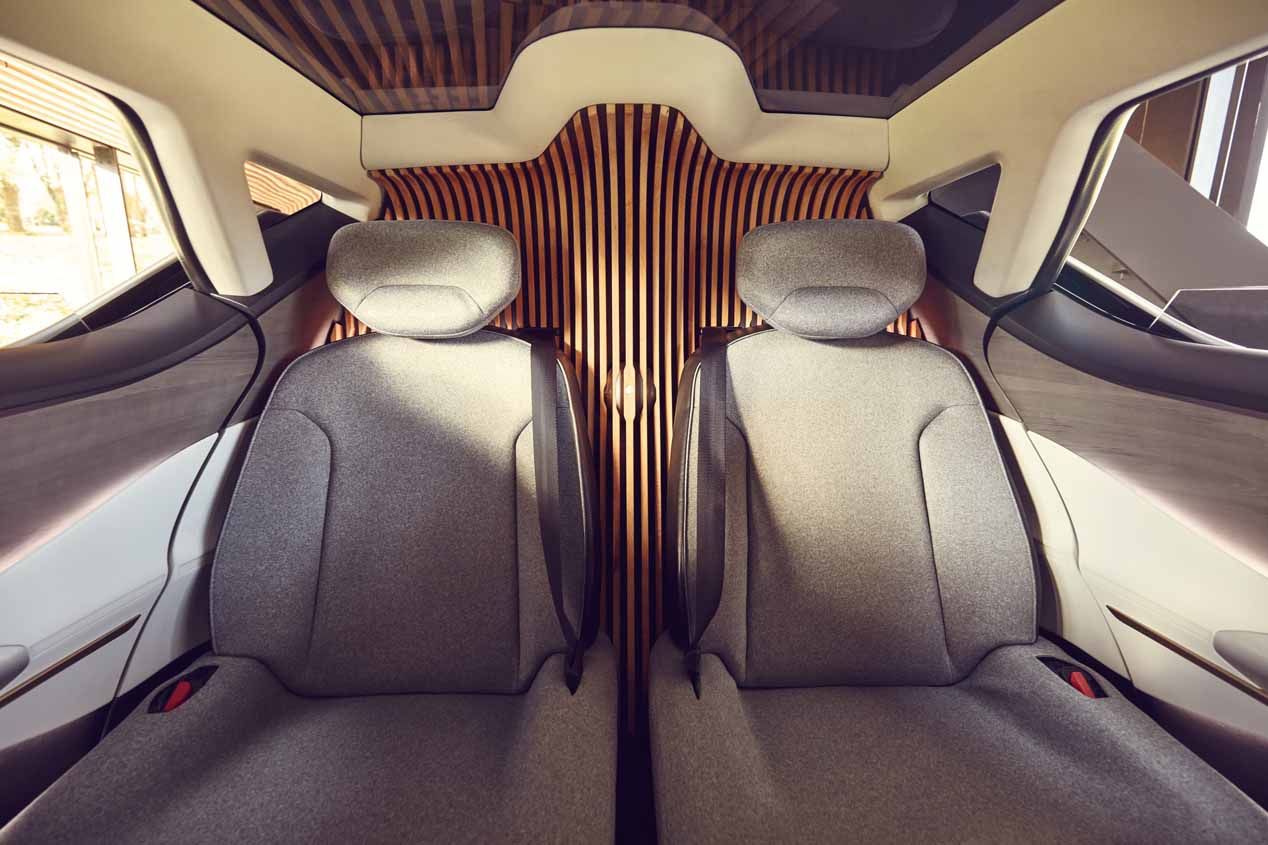 Probamos el Renault Symbioz de conducción autónoma: con cascos y sin manos