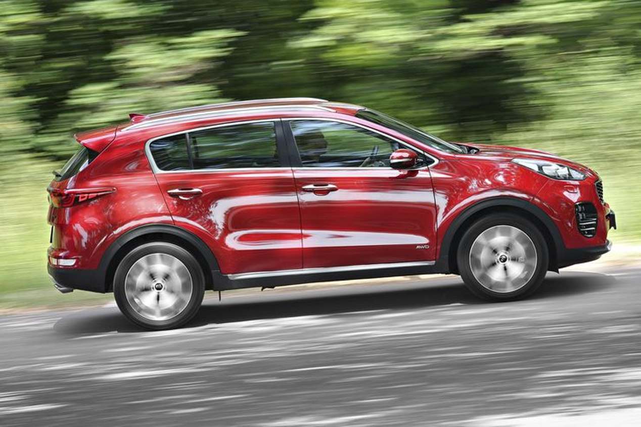 Comparativa SUV Diesel: Ford Kuga, Kia Sportage y Mazda CX-5