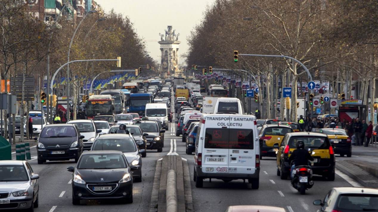 Etiquetas ecológicas de la DGT: ¿son obligatorias?