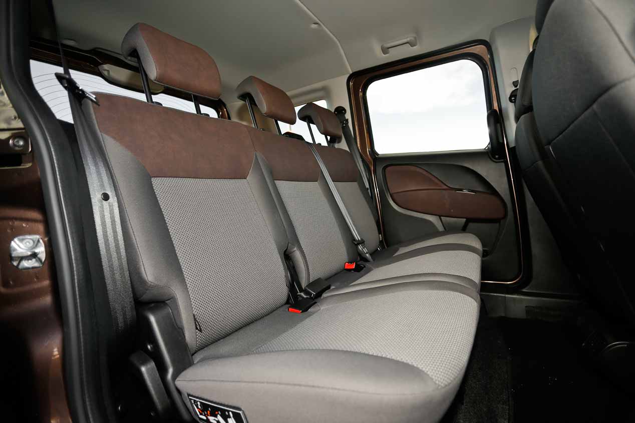 Fiat Dobló Panorama Trekking, ya a la venta