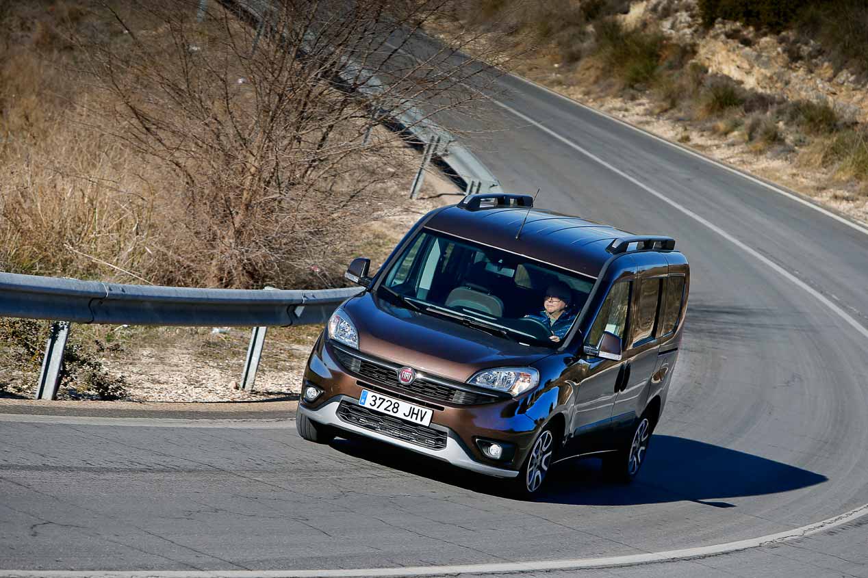 Fiat Dobló Panorama Trekking, ya a la venta