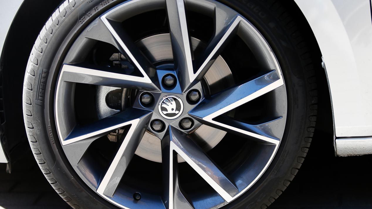 Comparativa: Opel Insignia 1.5 Turbo vs Skoda Superb 1.4 TSI