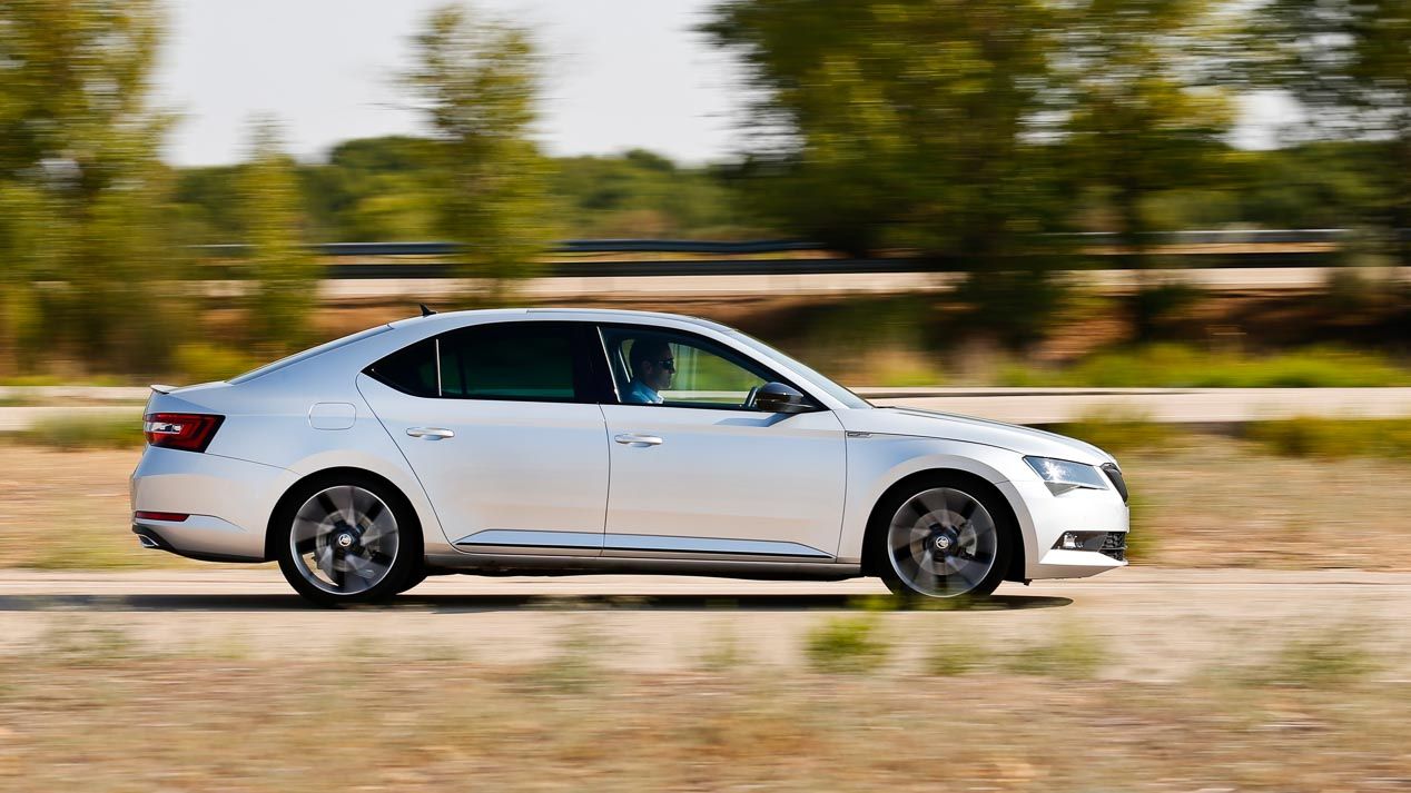 Comparativa: Opel Insignia 1.5 Turbo vs Skoda Superb 1.4 TSI